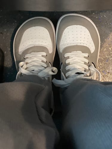 Customer photo review of Roots Urban Gris