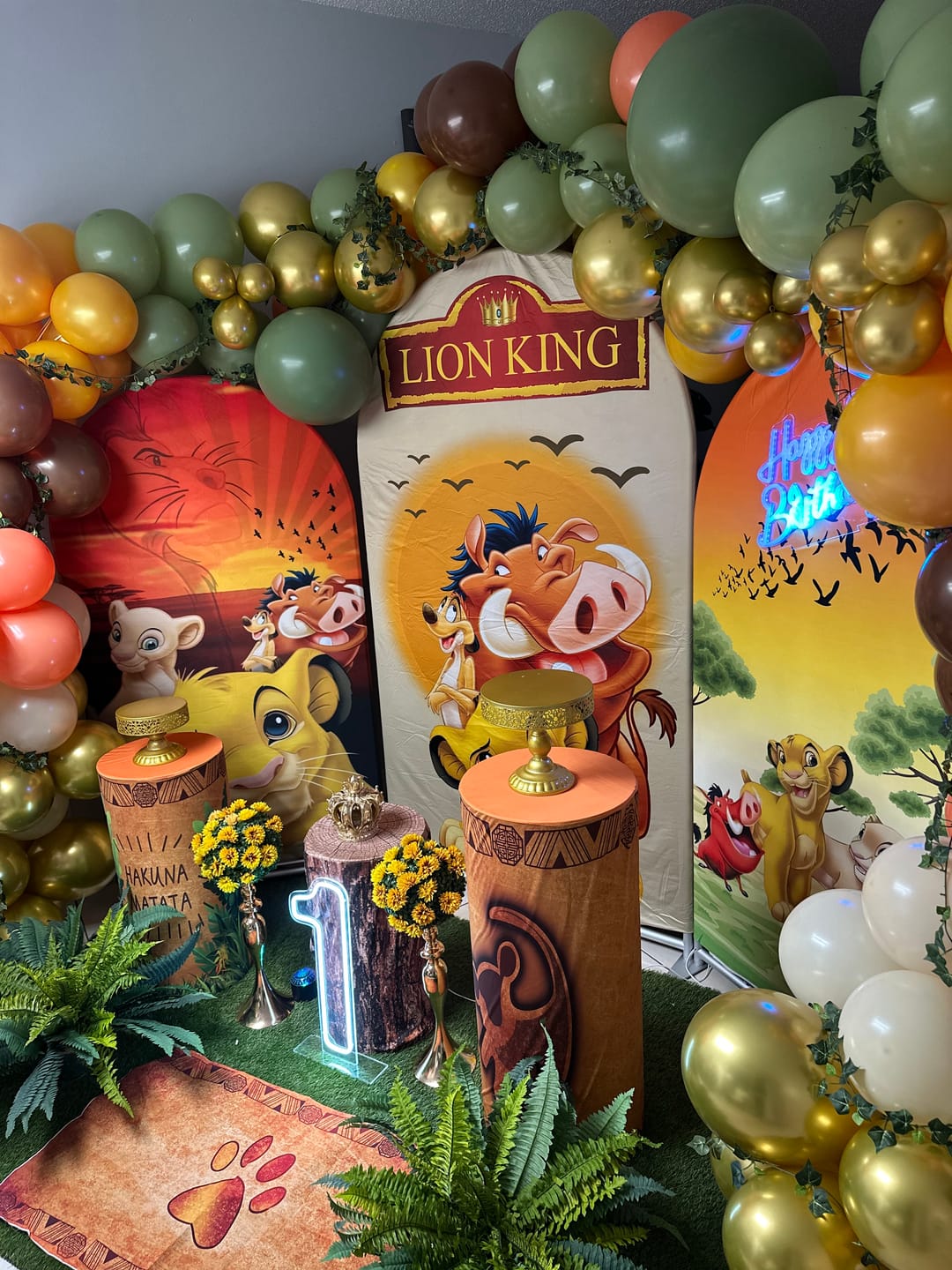 Customer photo review of Aluminum Alloy Arch Backdrop Stand And Cover Set Birthday Wedding Party Decoration