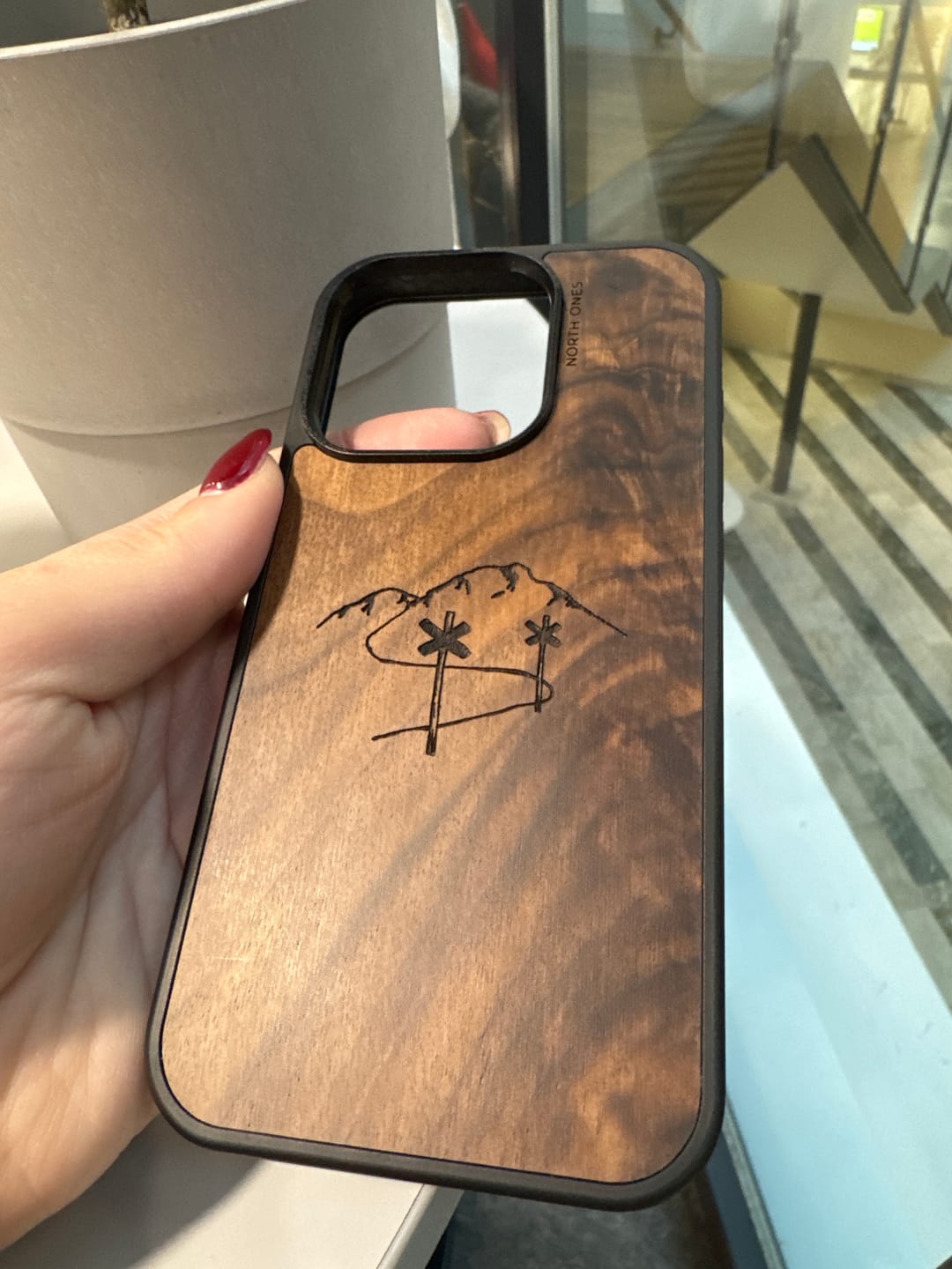 Customer photo review of Ledkryss | Valnöt