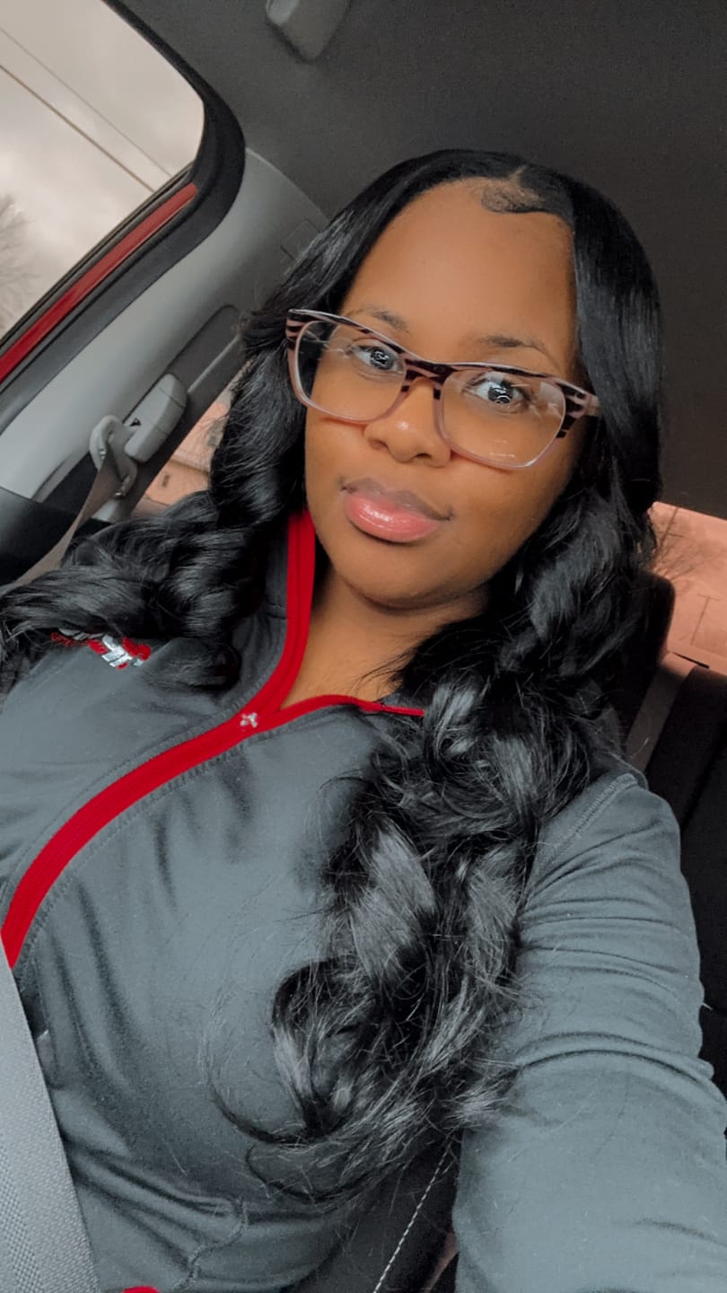 Customer photo review of Body Wave Tape In Hair Extension