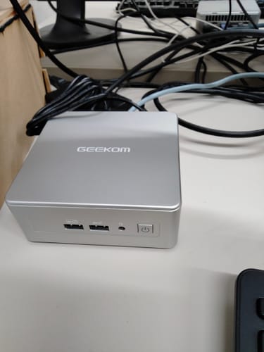 Customer photo review of GEEKOM NUC AE8 AMD Ryzen R7-8845HS/R9-8945HS