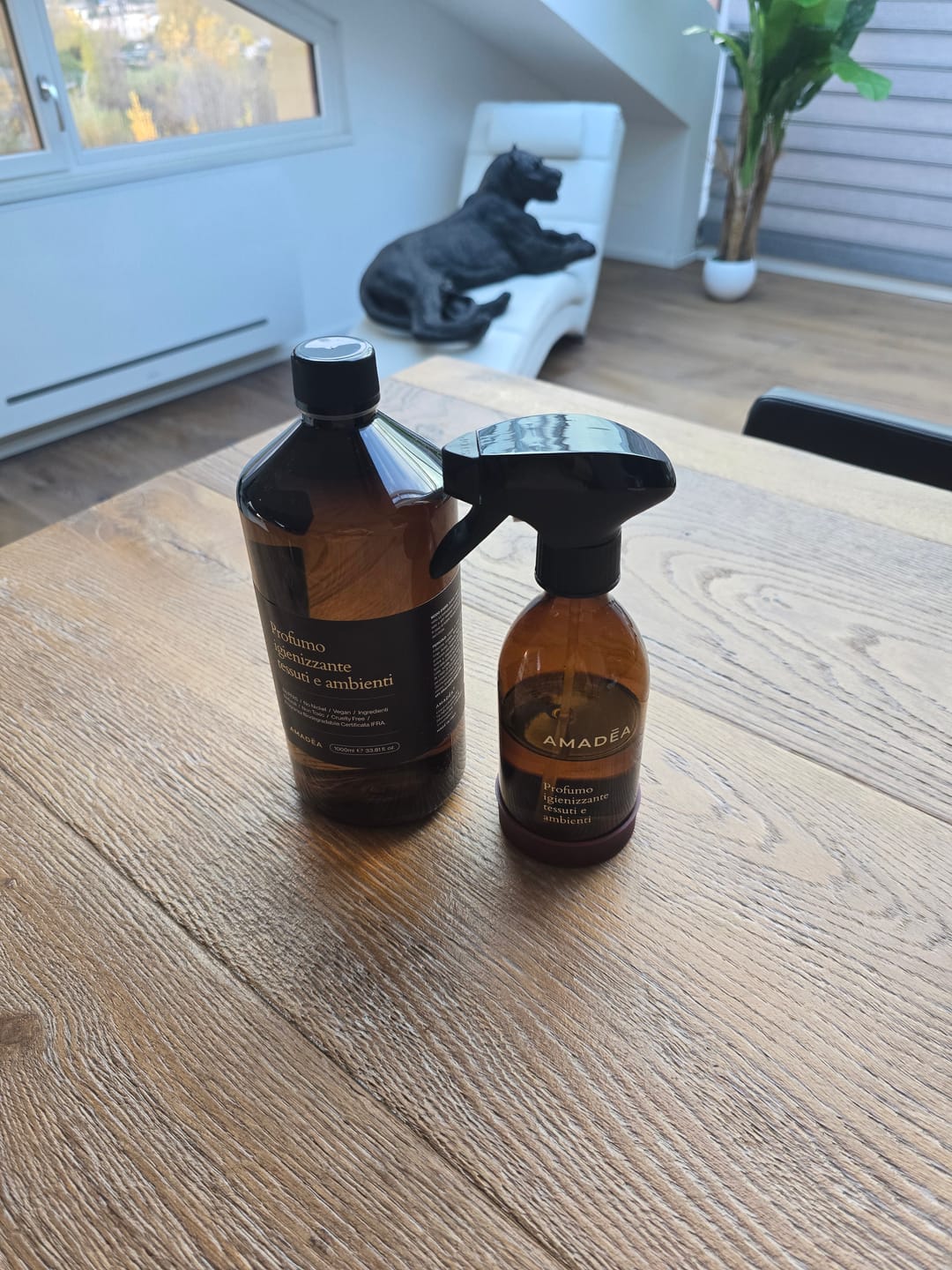 Customer photo review of Kit Profumo igienizzante tessuti e ambienti 300ml + 1 Litro