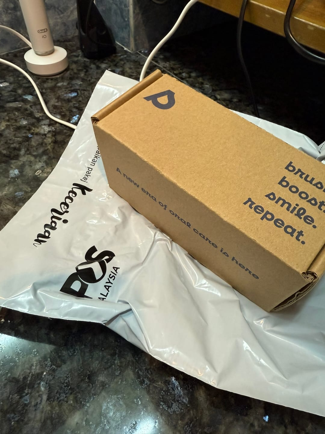 Customer photo review of n-HA Prebiotics Whitening Toothpaste