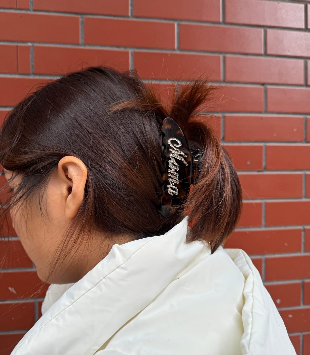 Customer photo review of Mama Hair Claw In Tea