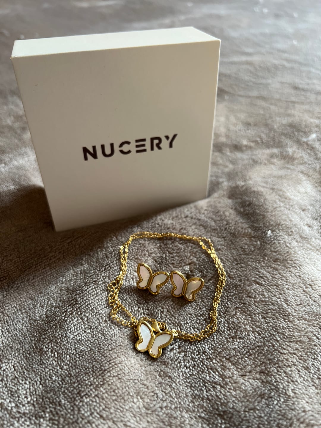 Customer photo review of PAPILLON