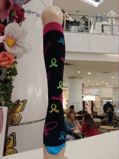 Customer photo review of Cotton Knee-High Compression Socks 20-30mmHg — Black | KIMLUD
