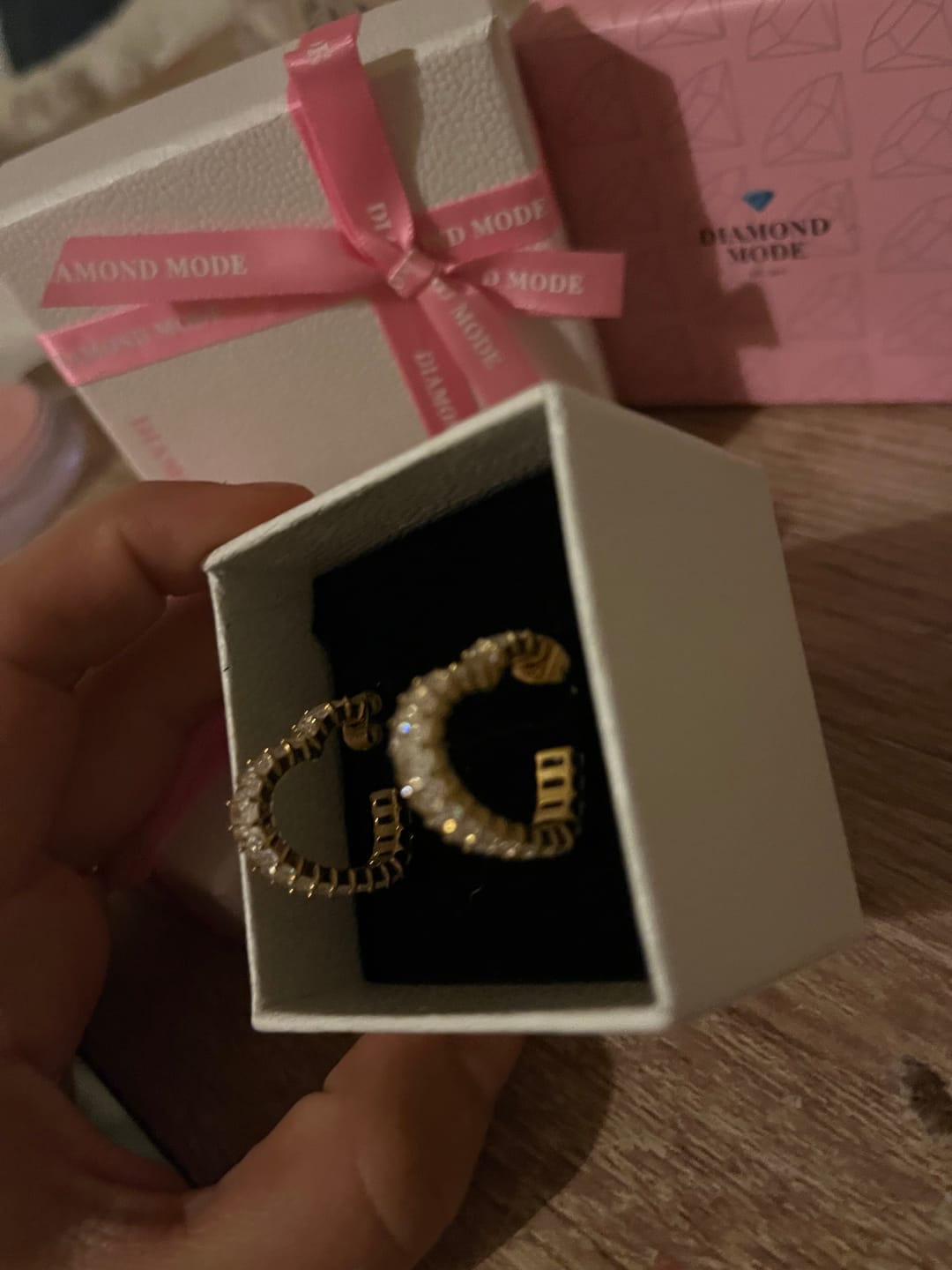 Customer photo review of Heart Deluxe Creolen | 18K vergoldet