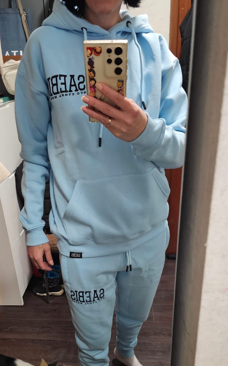 Customer photo review of Lifestyle Damen Oversized Hoodie babyblau mit Stickerei by SAEBIS®