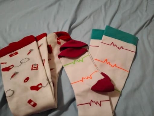 Customer photo review of Cotton Knee-High Compression Socks 20-30mmHg — Black | KIMLUD
