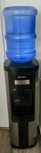 Customer photo review of Dispensador de pedestal agua fría y caliente inox