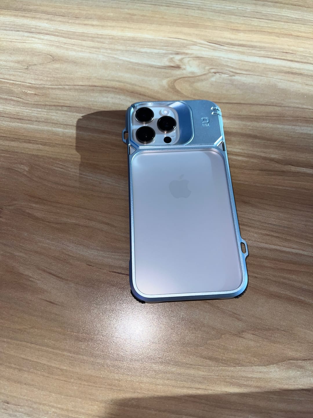 Customer photo review of DANGO COVERT CASE FOR IPHONE 16 PRO MAX