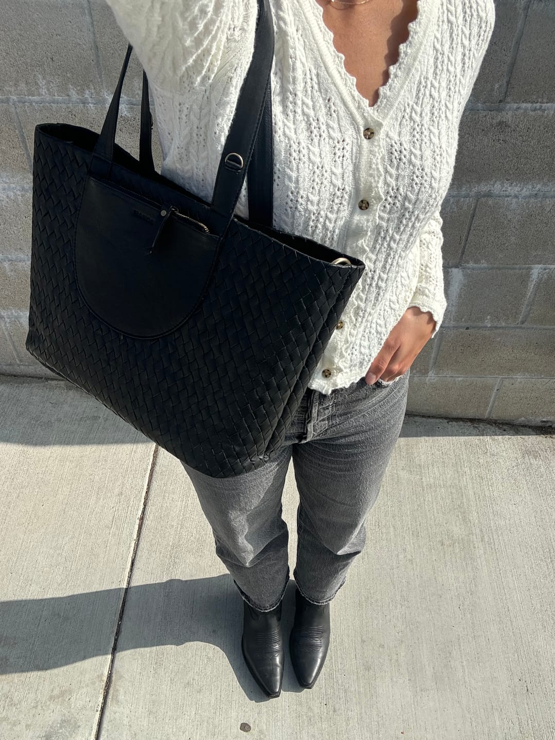 Customer photo review of Woven Andie Tote - Black