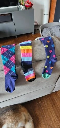 Customer photo review of Cotton Knee-High Compression Socks 20-30mmHg — Black | KIMLUD