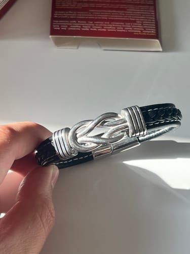 Customer photo review of Son's Infinity Knot Bracelet Gift Set with Engraved Name