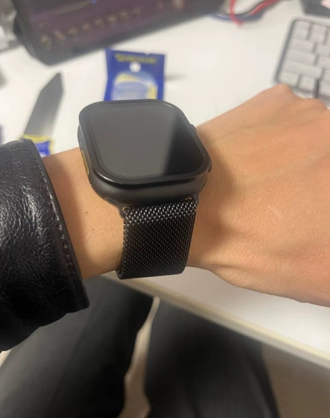 Customer photo review of Ultimate Titanium Milanese Loop Strap for Apple Watch