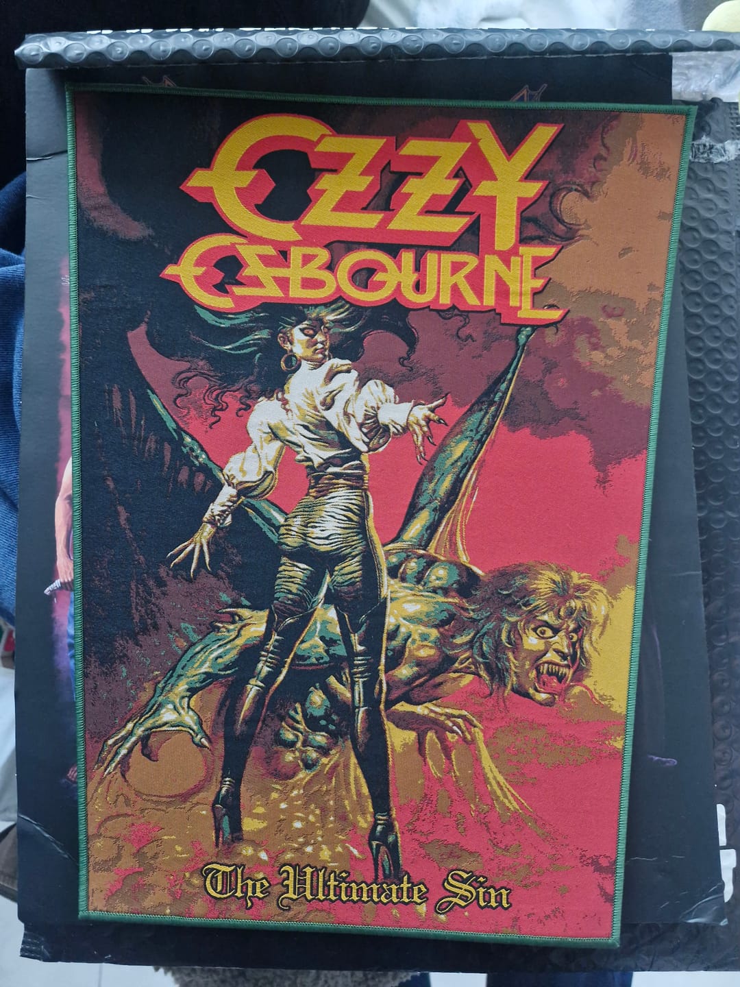 Customer photo review of Ozzy Osbourne - The Ultimate Sin - Backpatch