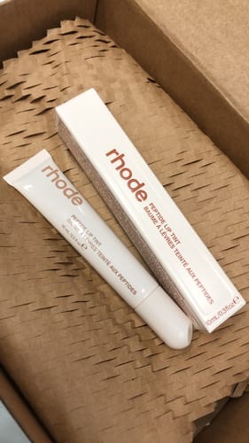 Customer photo review of peptide lip tint / cinnamon roll -  shimmery spiced brown