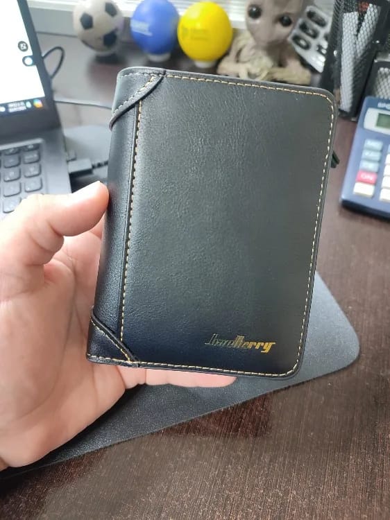 Customer photo review of PU Leather Wallets Zipper Card Holder With Coin Pocket And Multiple Card Slots — Black | KIMLUD