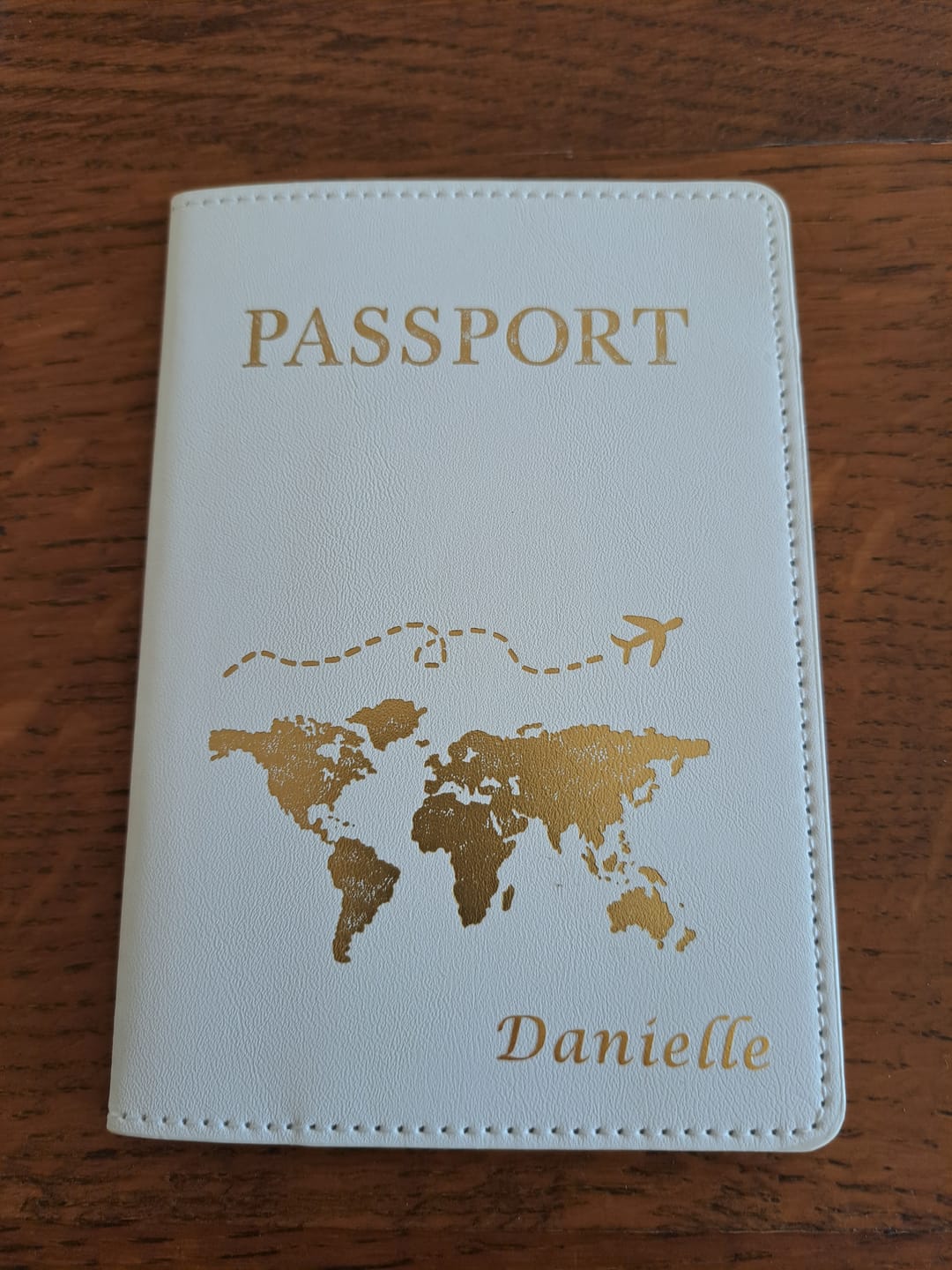 Customer photo review of Protège Passeport Personnalisé