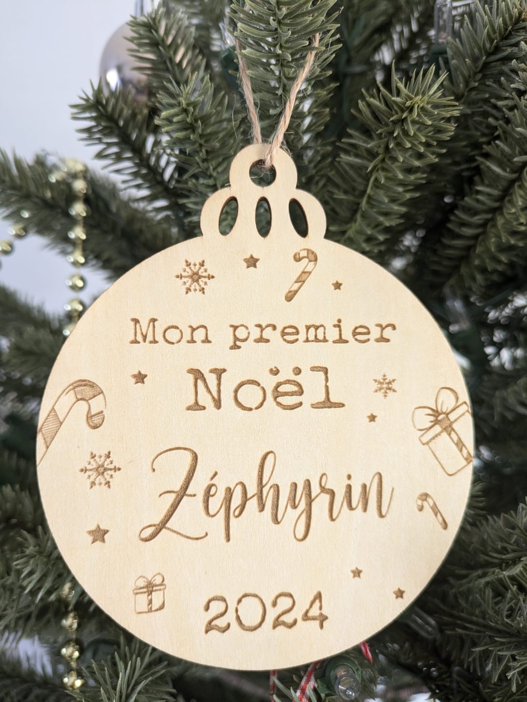 Customer photo review of Boule de Noël Personnalisée - Mon Premier Noël