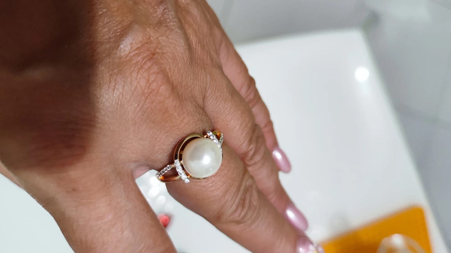 Customer photo review of Rose Gold Geometry Pearl Ring Pave Setting — Rose Gold Silver Mix | KIMLUD