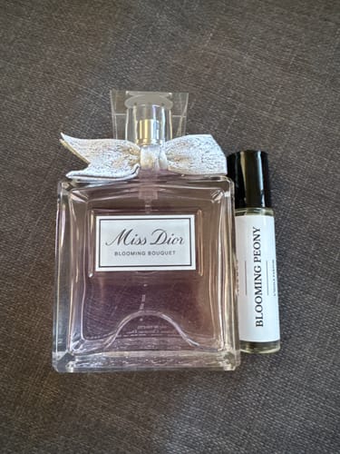 Customer photo review of BLOOMING PEONY PERFUME OIL