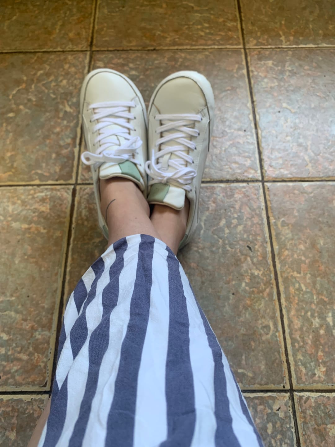Customer photo review of Zapatilla A1. Blanca Romero