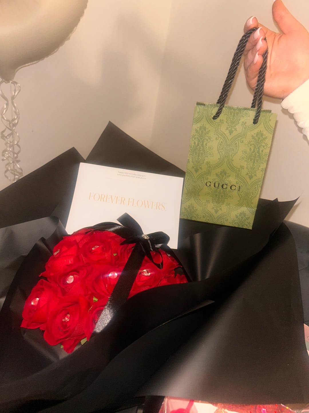 Customer photo review of 24 Red Forever Roses Black