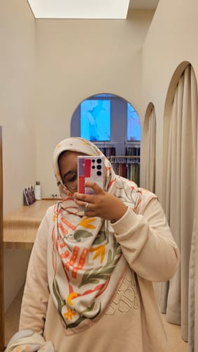 Customer photo review of Berangan Square (Bubblegum)