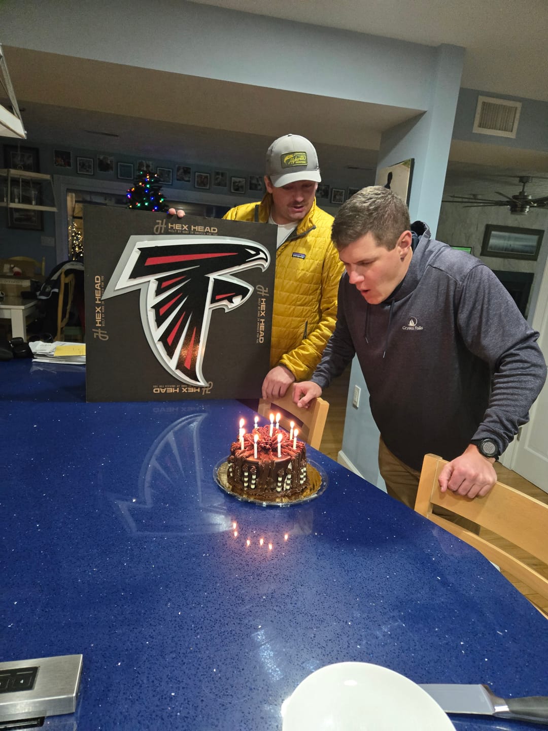 Customer photo review of Atlanta Falcons 3D Vintage Metal Wall Art