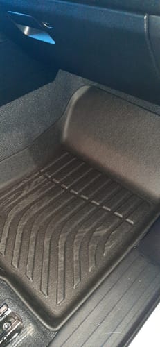Customer photo review of Pisos Calce Perfecto Mitsubishi L200 años 2024 al 2025