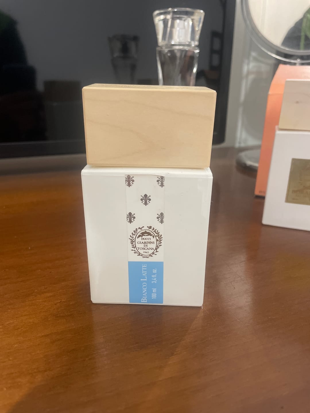 Customer photo review of GIARDINI DI TOSCANA - BIANCO LATTE