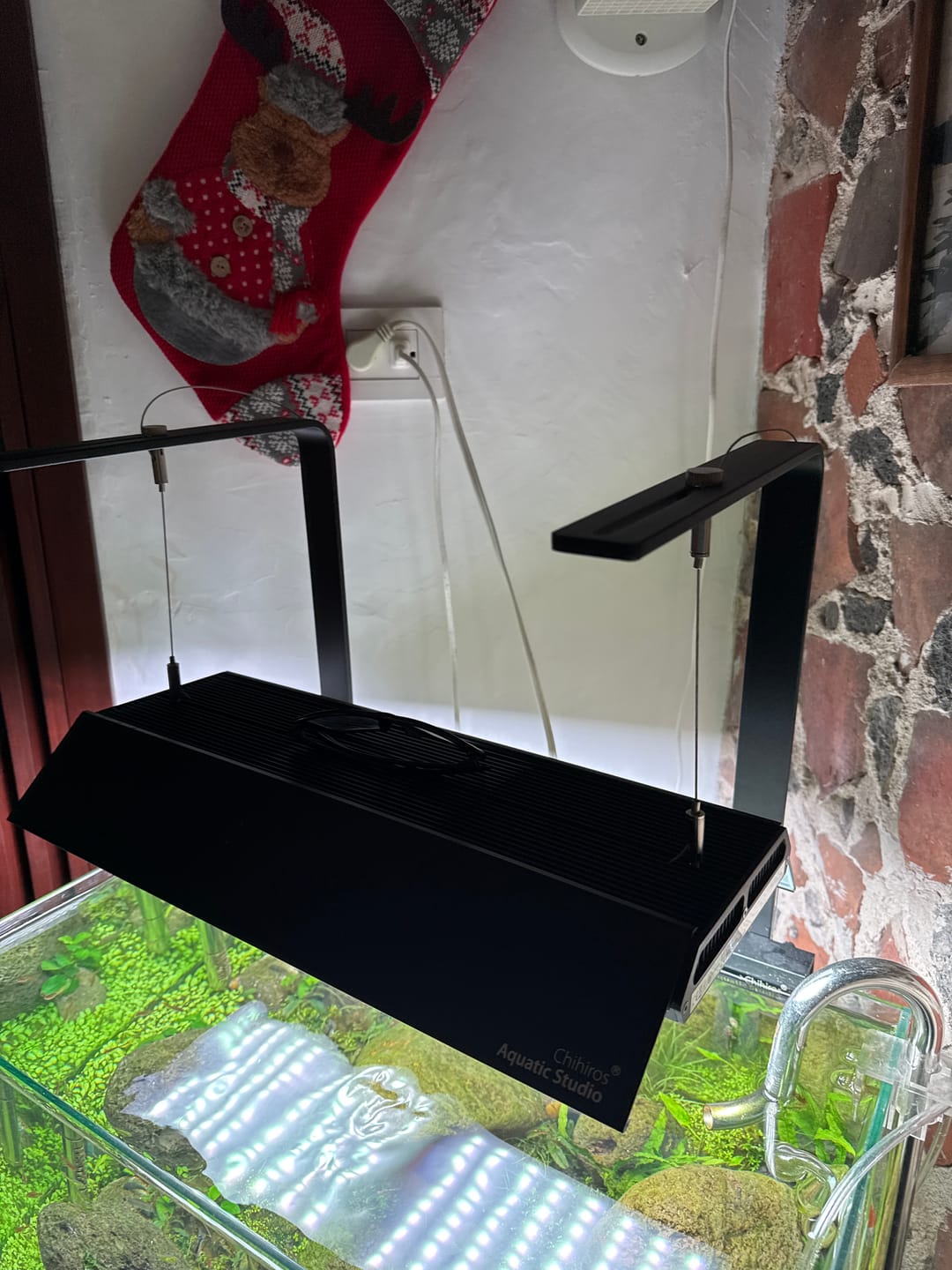 Customer photo review of Chihiros LED Lights Small Hanging Stand Kit