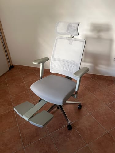 Customer photo review of Newtral Magic H Ergonomic Office Chair with Auto-following Lumbar Support