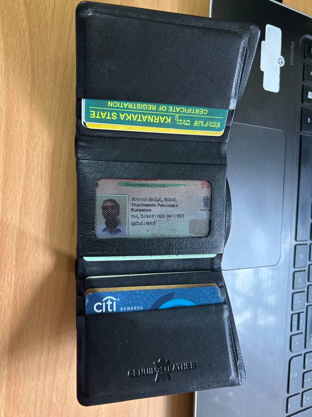 Customer photo review of Men's Trifold Wallet