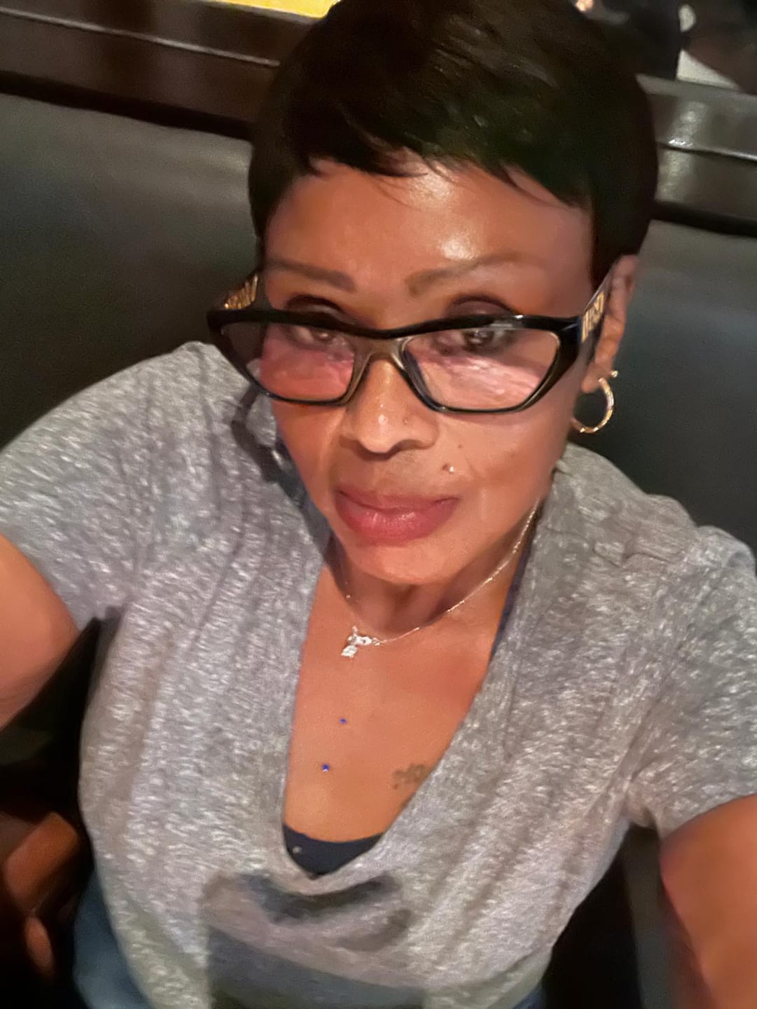 Customer photo review of Sensationnel Synthetic Instant Fashion Wig RUBY