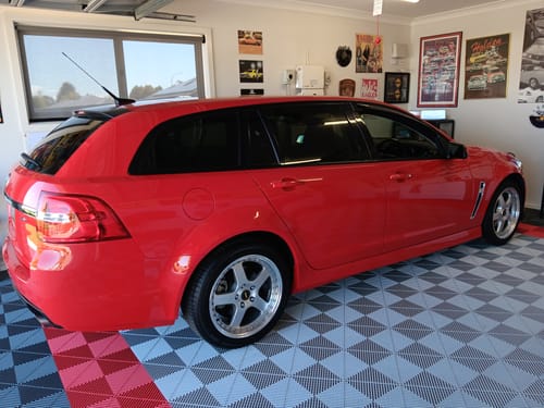 Roland J. review of Tyre Shine / Conditioner 16 Oz (474ml) image 1 out of 2