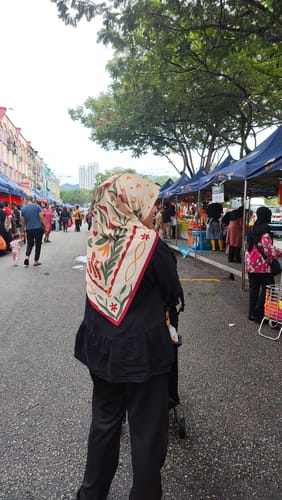 Customer photo review of Berangan Square (Neutral)