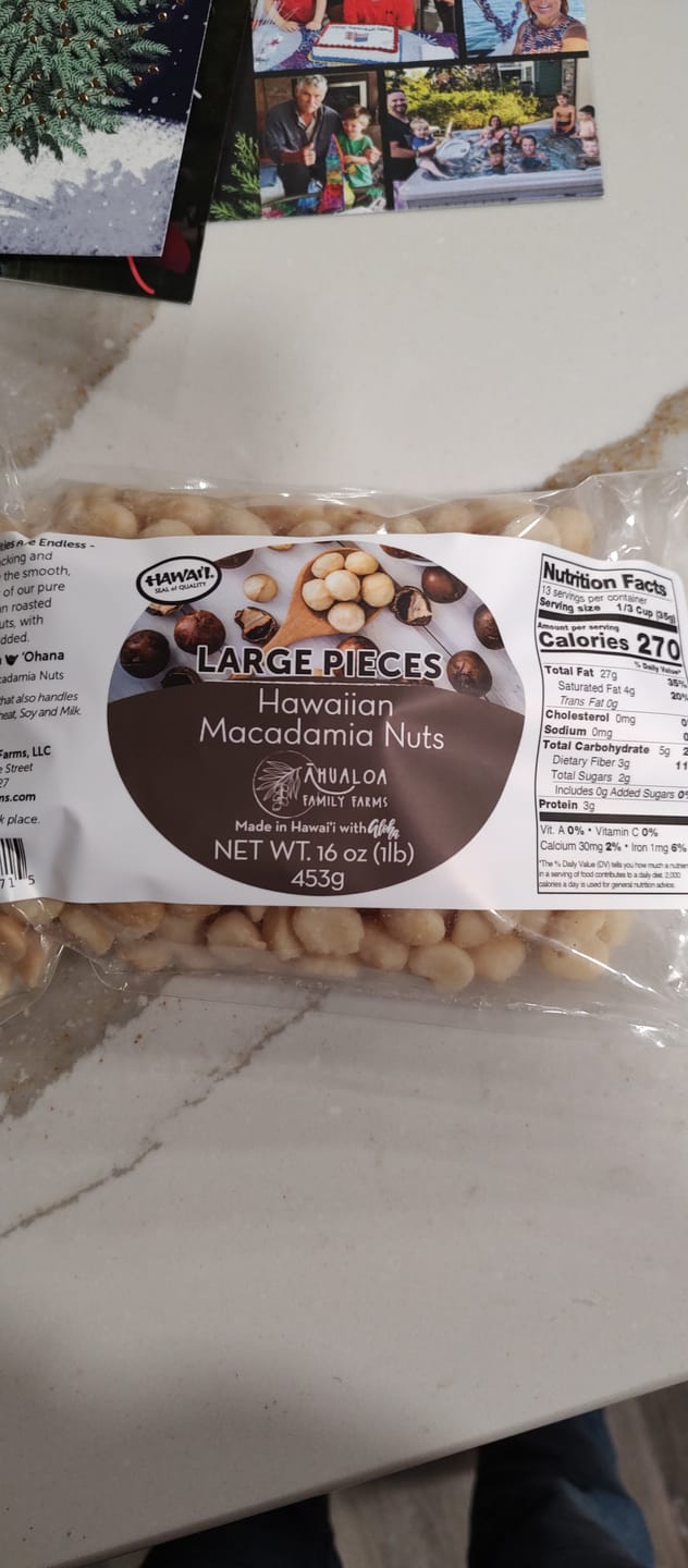 Customer photo review of Hawaiian Macadamia Nut Small Pieces
