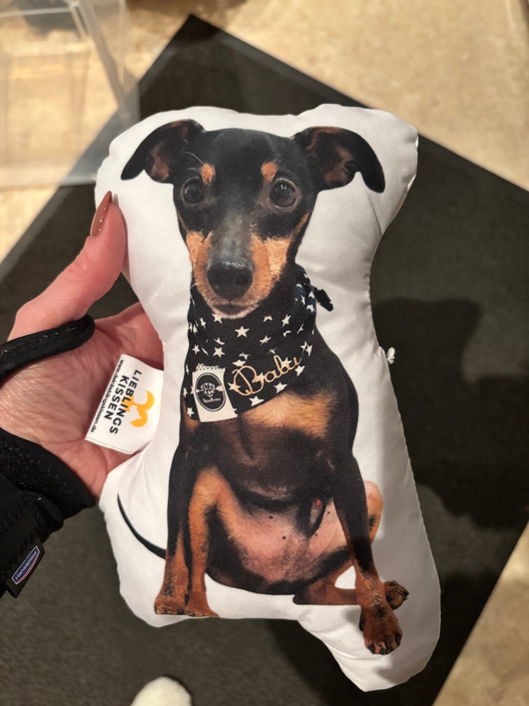 Customer photo review of Personalisiertes Hundekissen