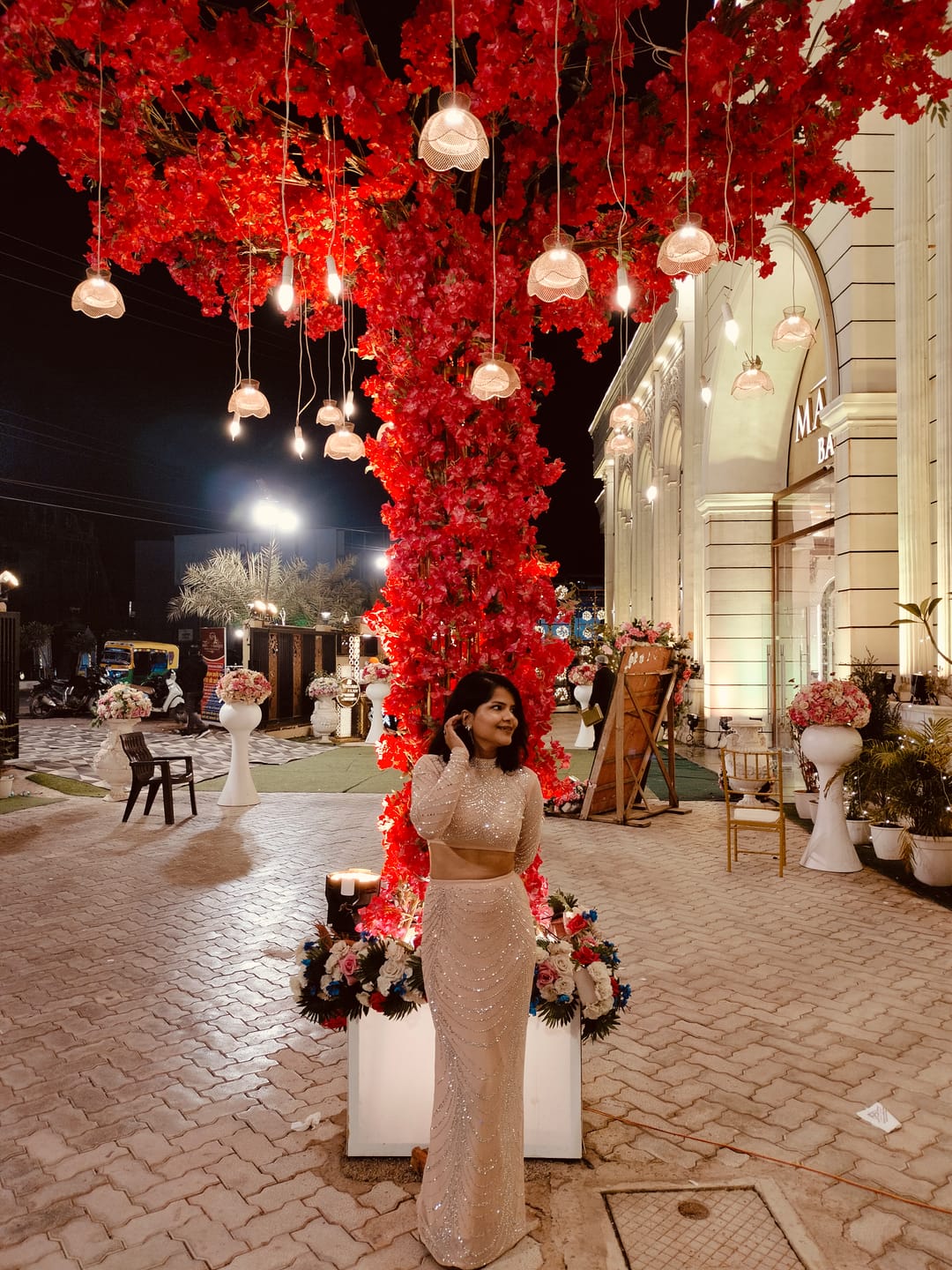 Customer photo review of Sara Luxe Party 2 Piece Set