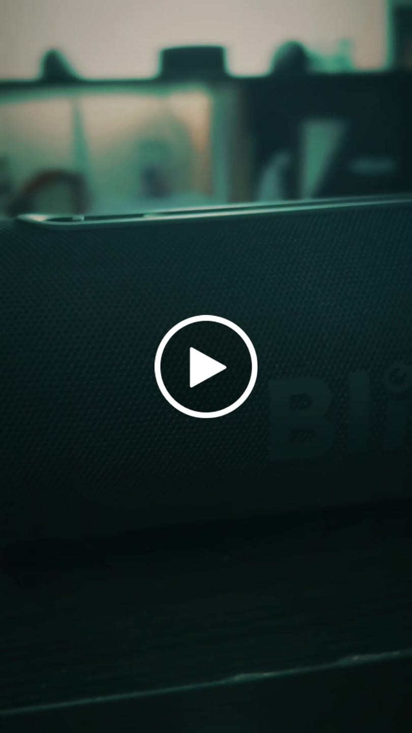 Customer video review of Parlante Portátil Blik Live2