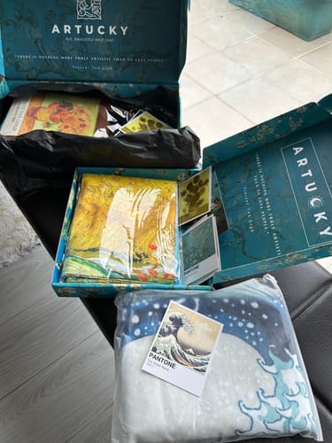 Customer photo review of Van Gogh Sunflowers Tablo Çanta