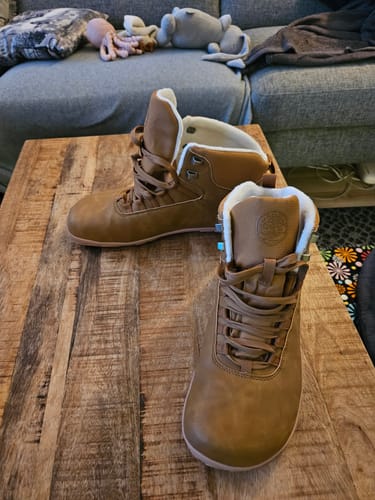 Customer photo review of Vaistoa Uoma 2 Talvi -paljasjalkavaelluskengät