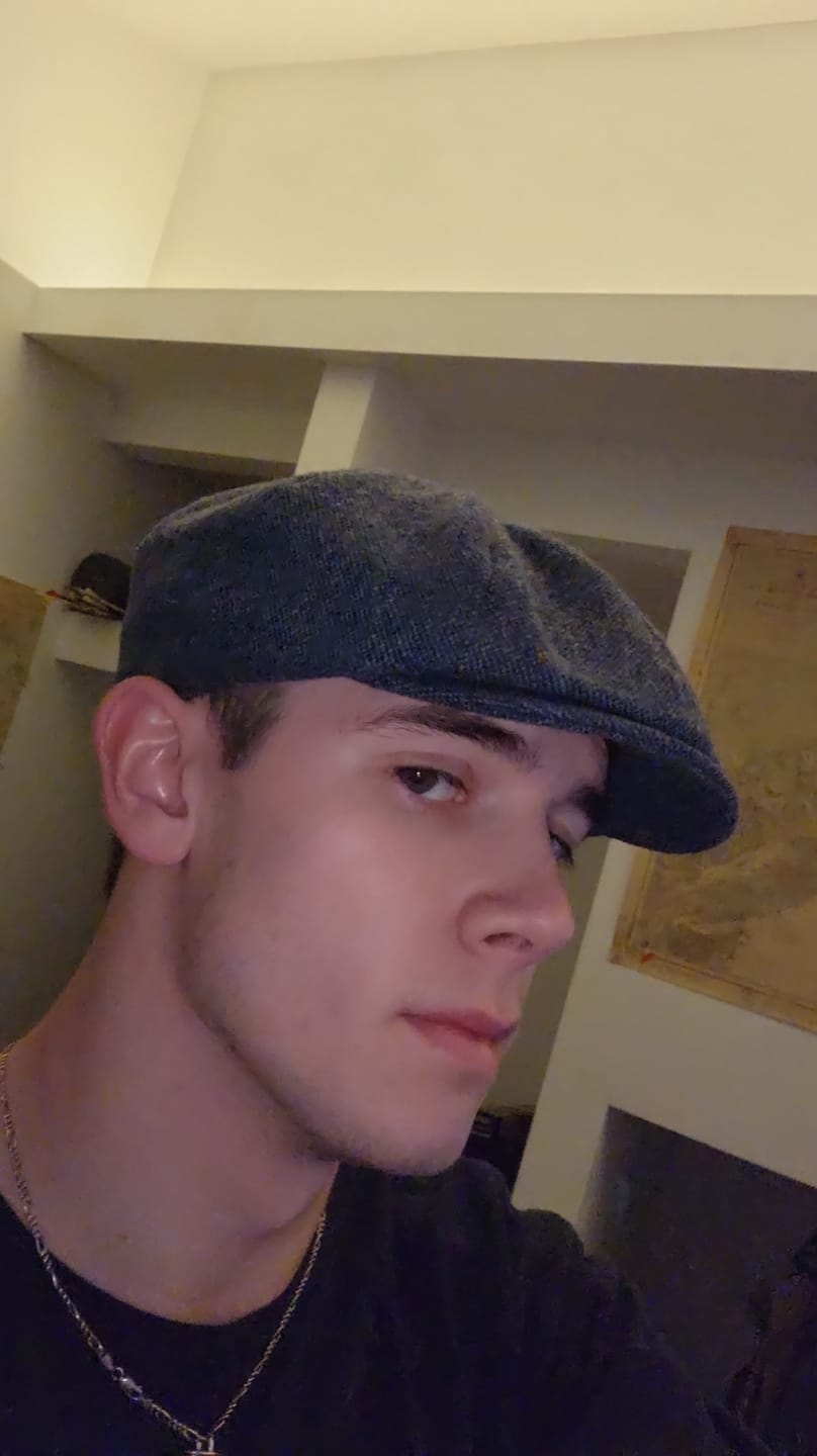 Customer photo review of Connery Cap Tweed