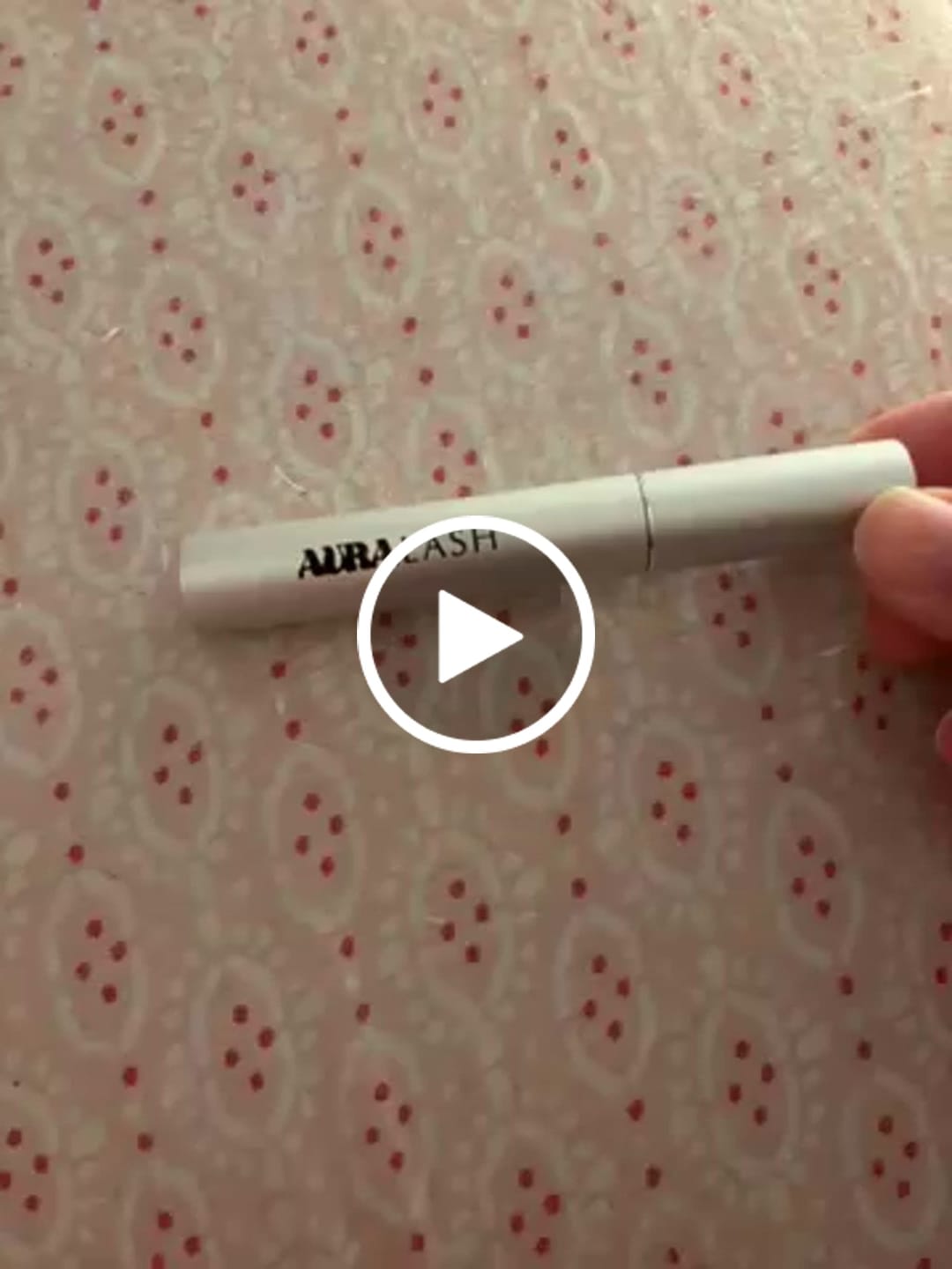 Customer video review of SÉRUM AURA LASH