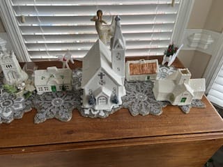 Customer photo review of Belleek Classic Quiet Man Cottage