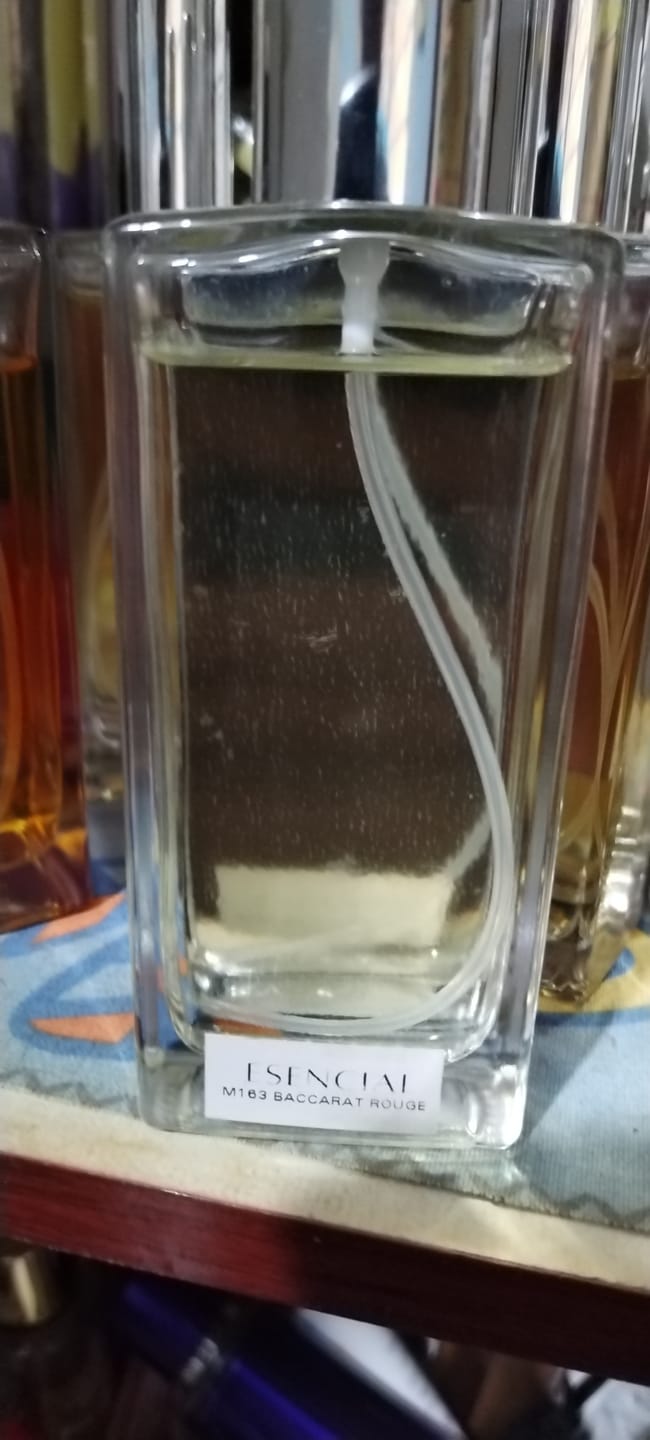 Customer photo review of M263 Inspirado en: Baccarat Rouge 540 Extrait de Parfum - Maison Francis Kurkdjian