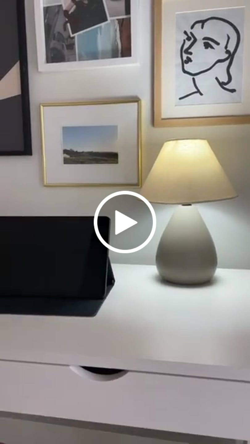 Customer video review of Abajur de Mesa em Cerâmica com Cúpula de Linho