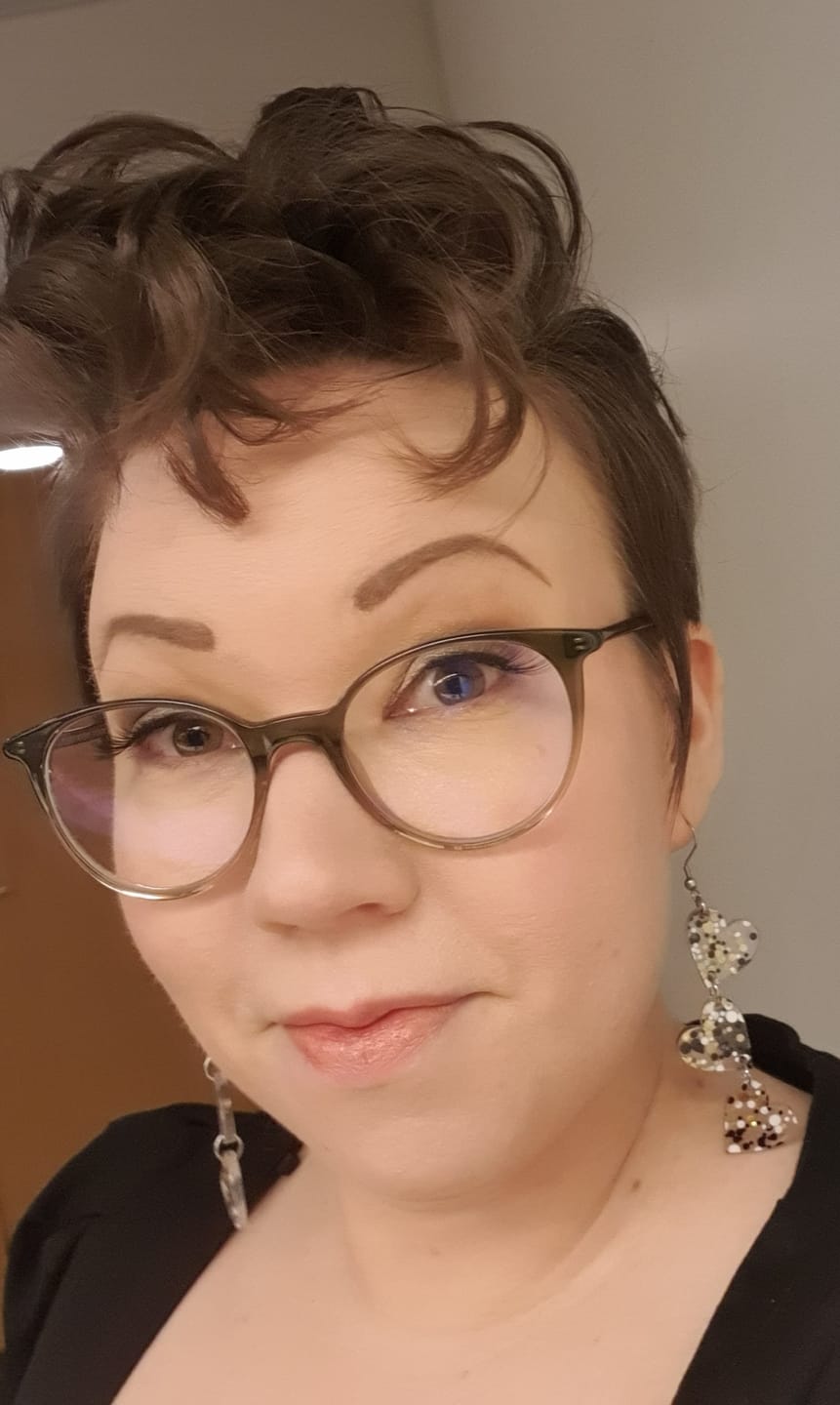 Customer photo review of Triple Love Glitteri